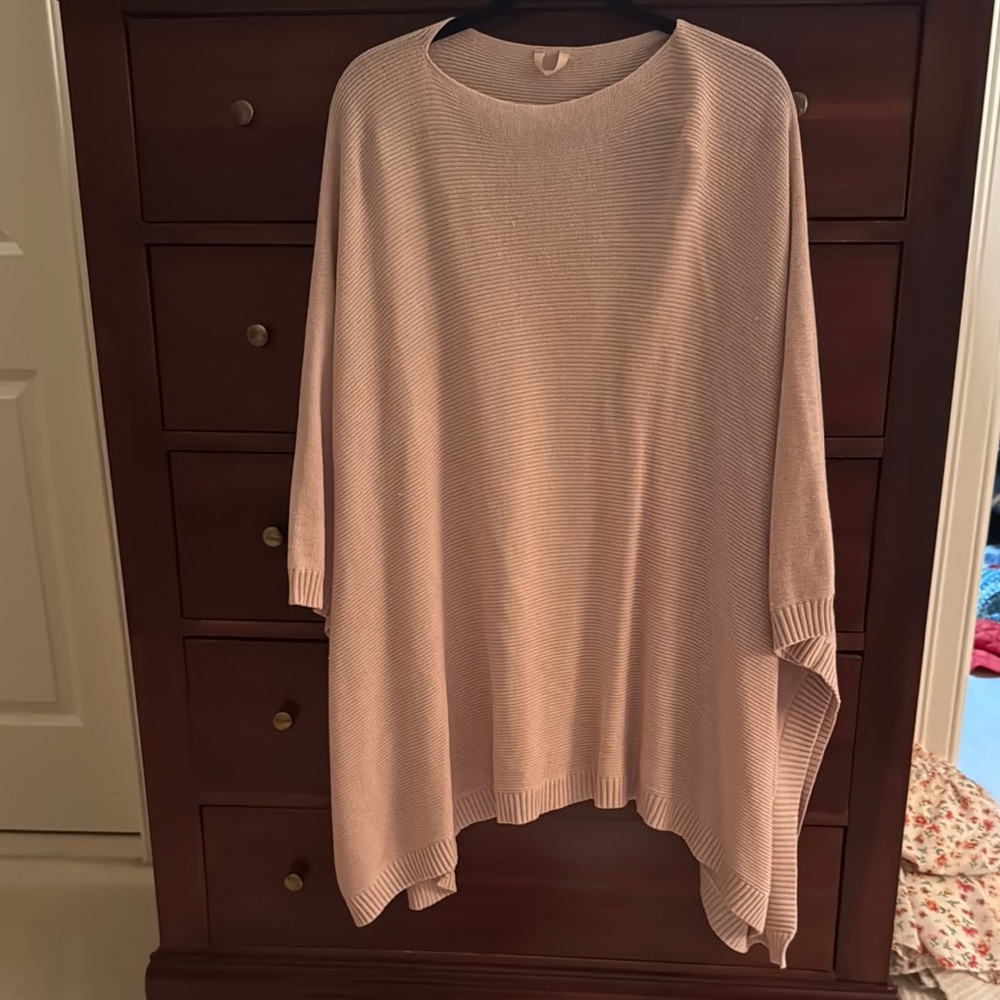 Lululemon Athletica Light Pink Knit Poncho